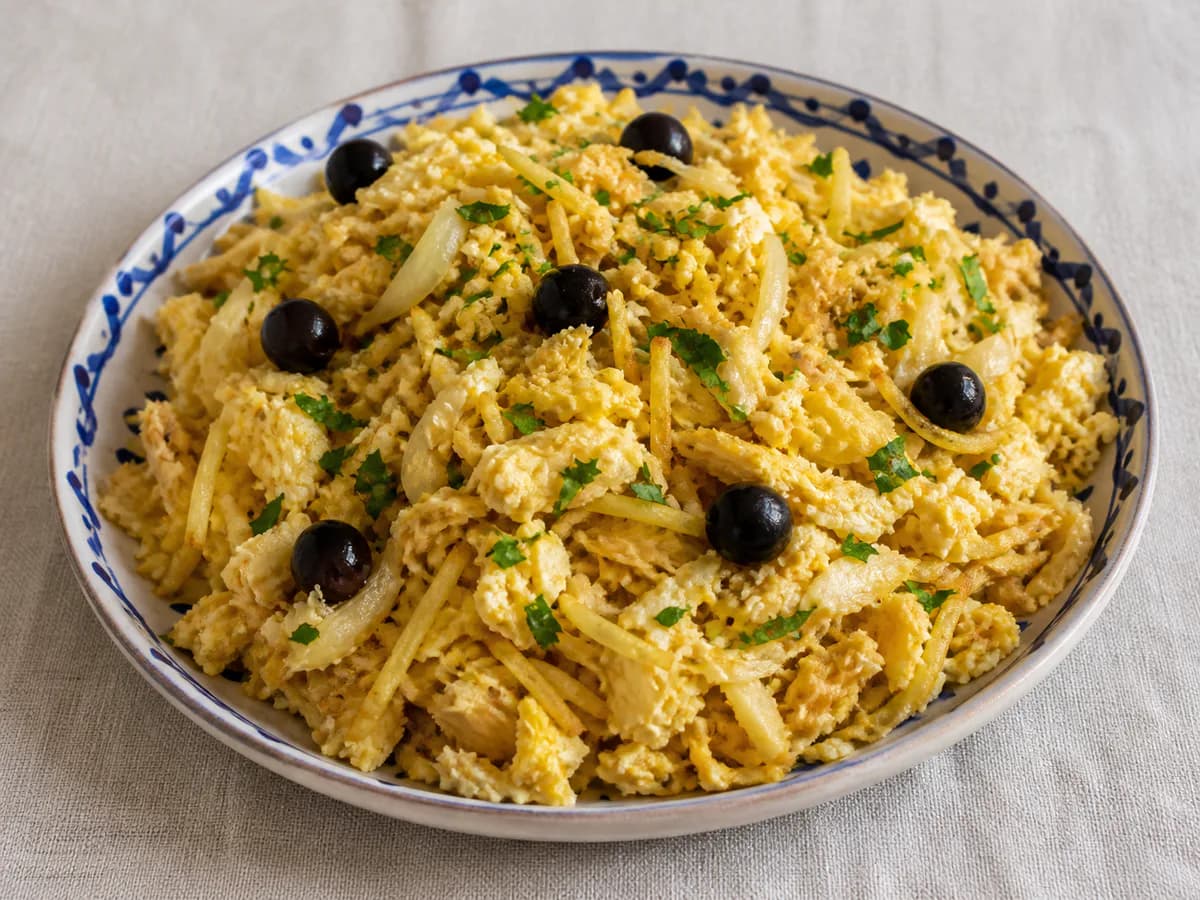Bacalhau à Brás com Seis Ovos