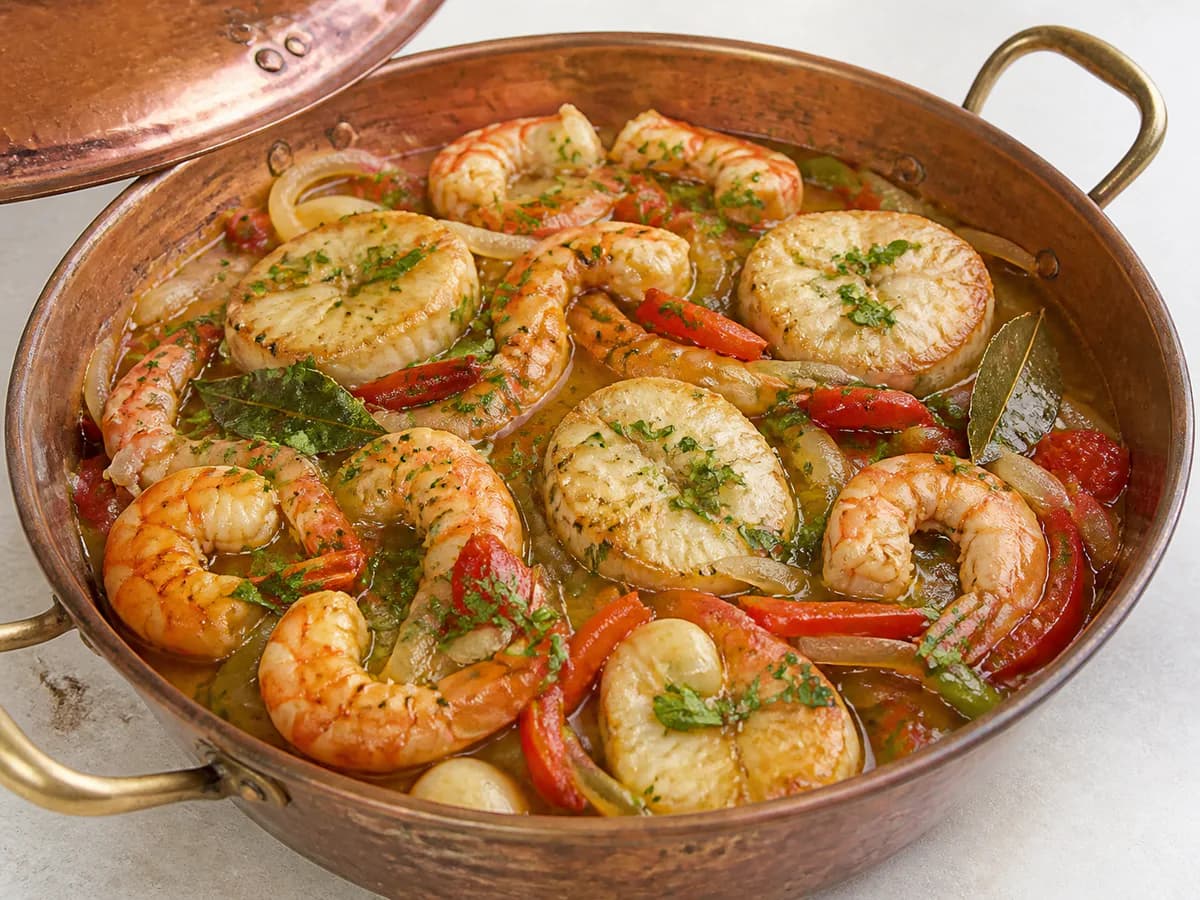 Cataplana de Raia e Camarão