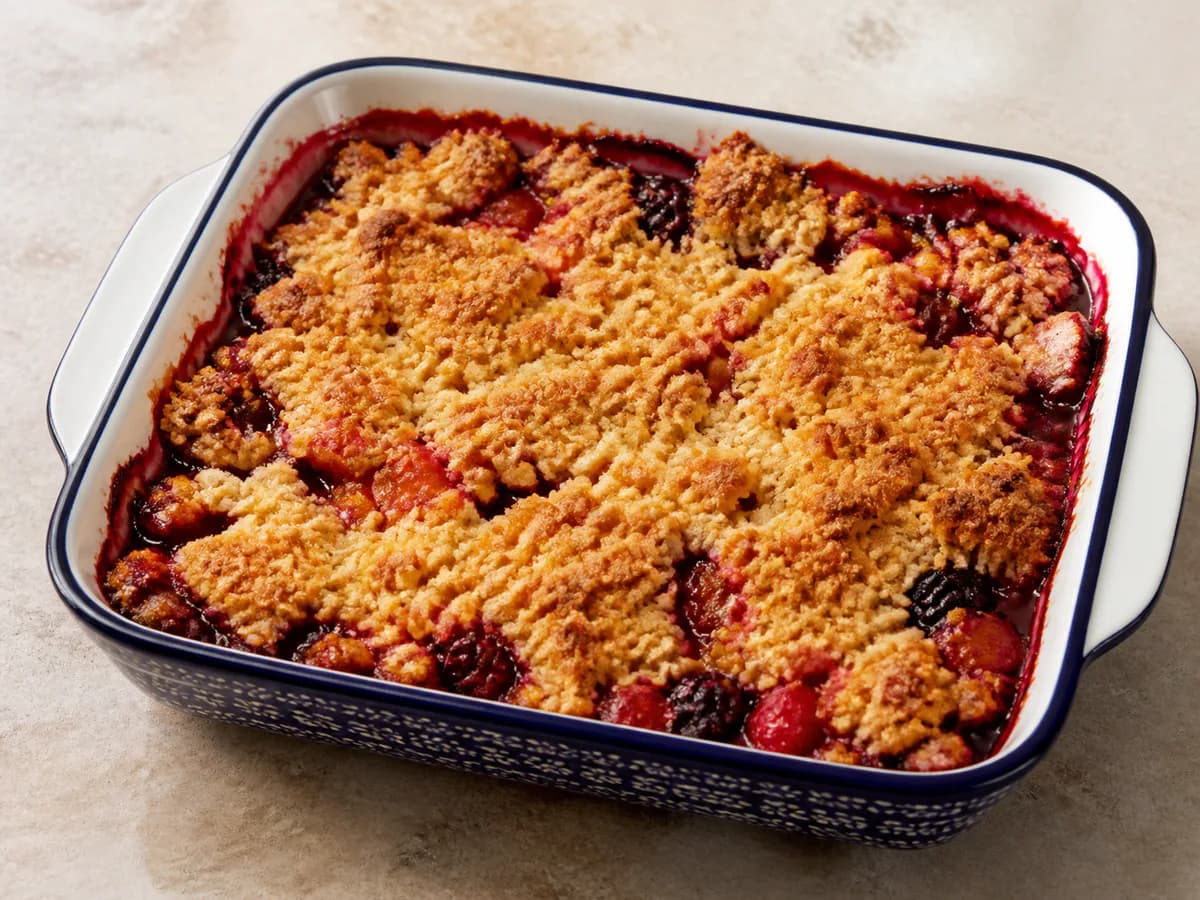 Crumble de Frutos Vermelhos e Maçã