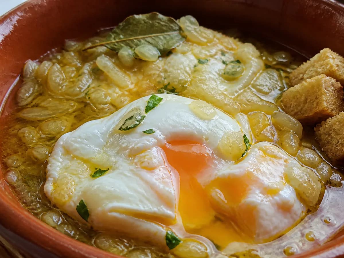 Pormenor de uma porção de Farofias à 'A Casa'