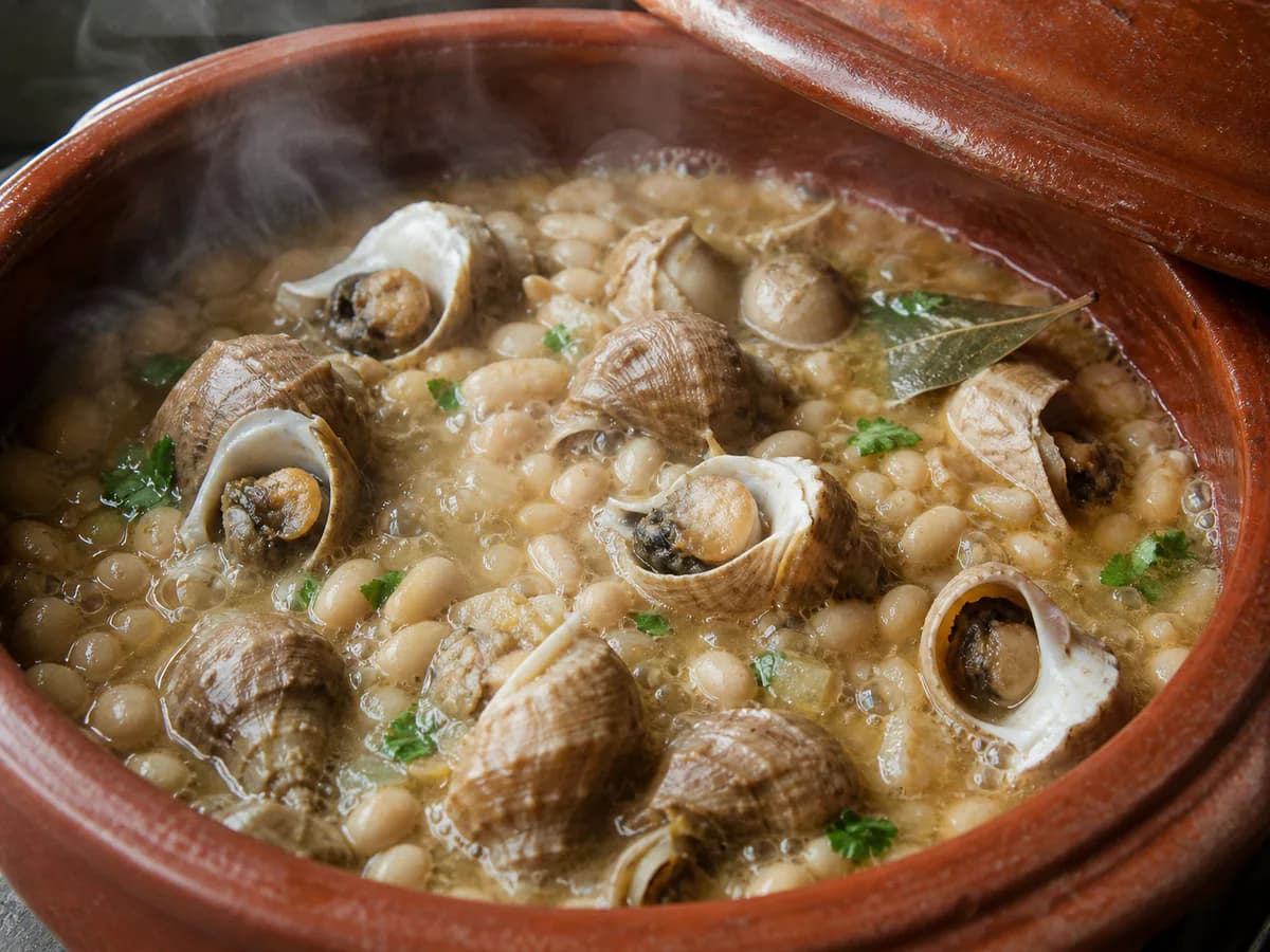 Preparação de Feijoada de Buzios à Moda de Sesimbra durante a confeção