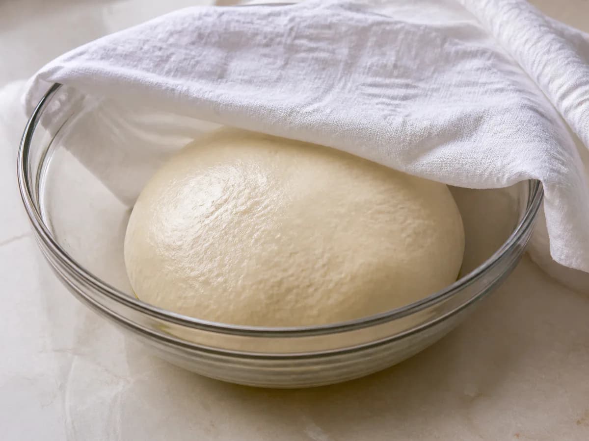 Preparação de Pão Lo Simples durante a confeção