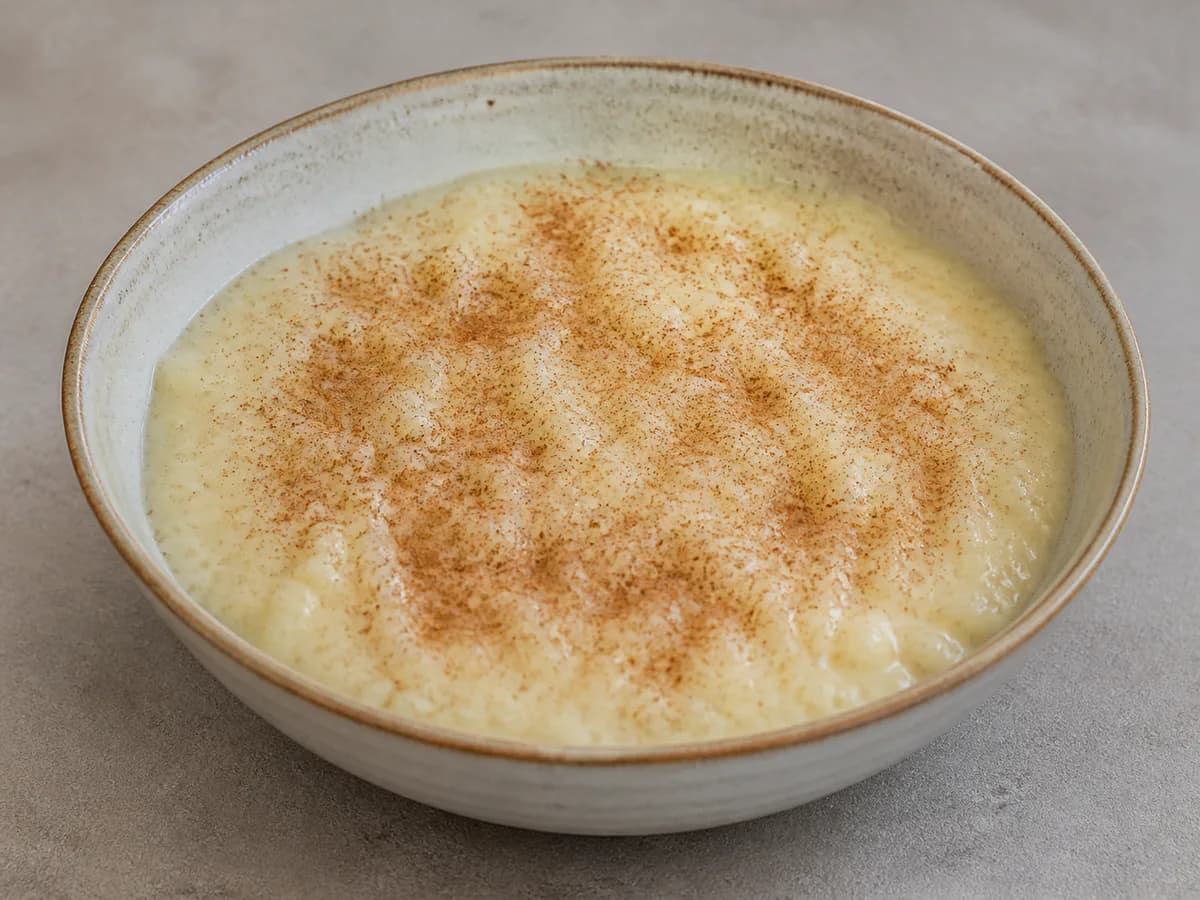 Pormenor de uma porção de Arroz Doce de Natal Receita Antiga
