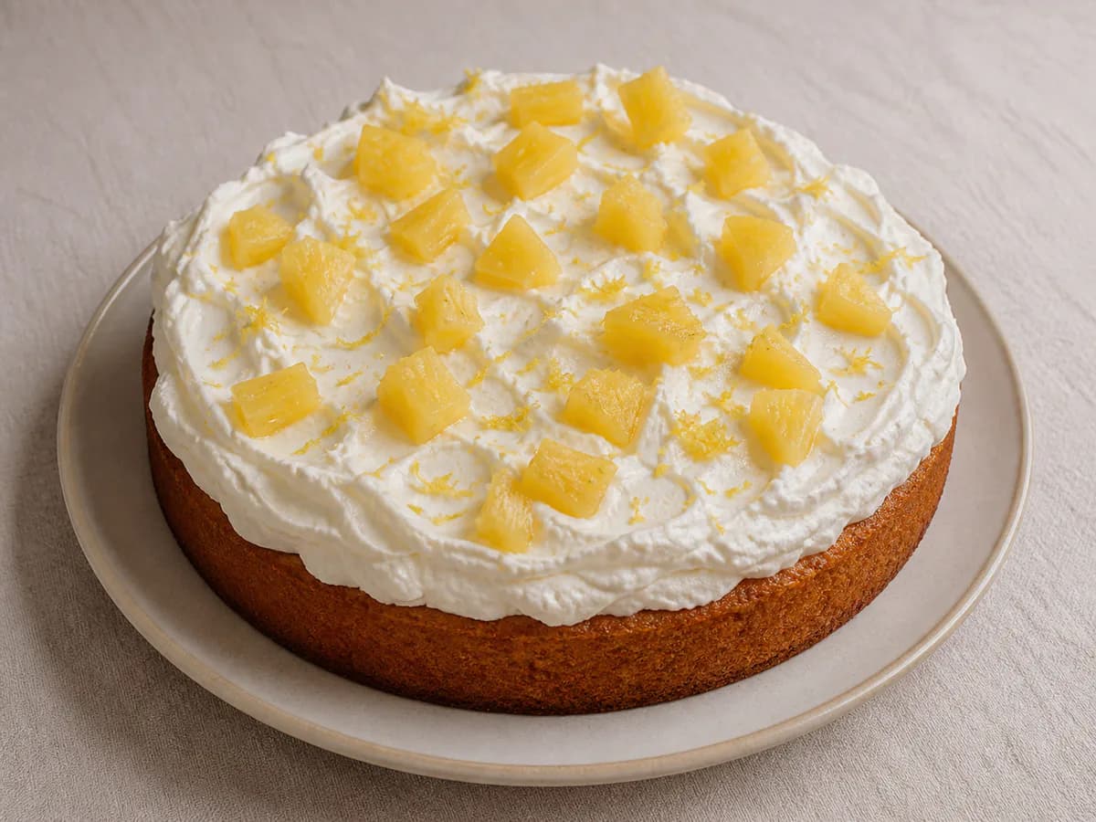 Bolo de Ananás e Chantilly