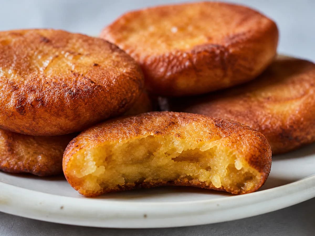 Pormenor de uma porção de Broinhas de Batata Doce Cozidas em 10 Minutos