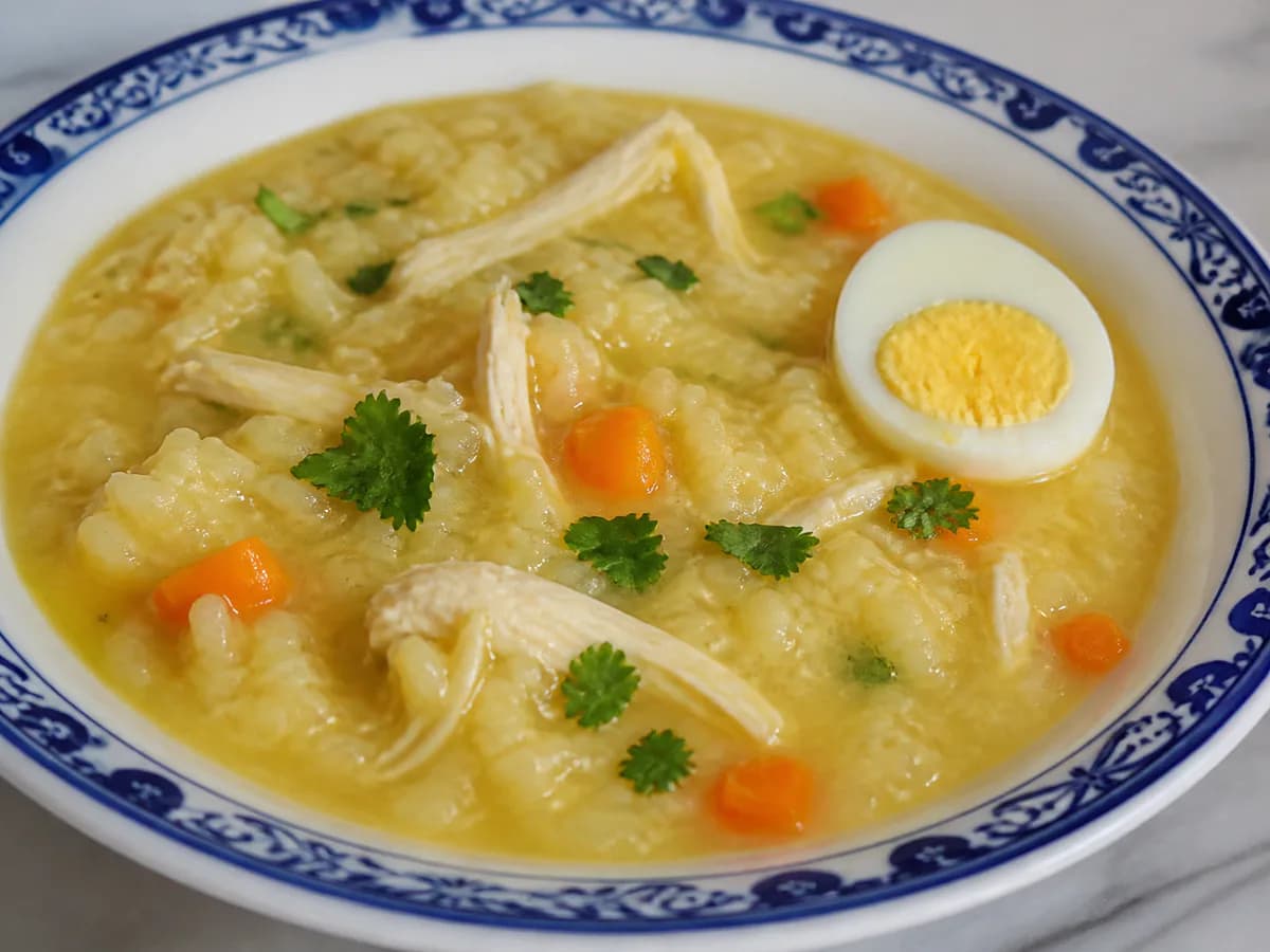 Pormenor de uma porção de Canja de Bacalhau Cremosa