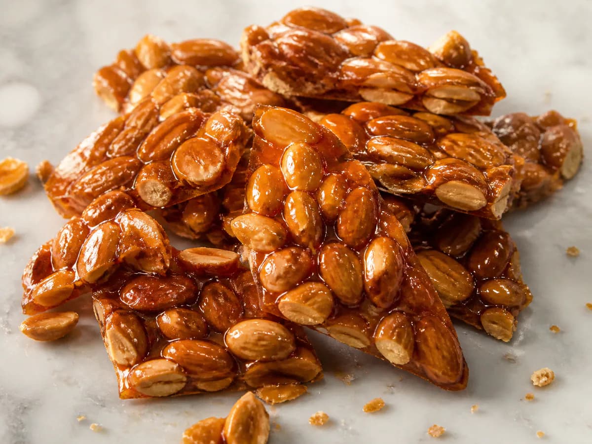 Pormenor de uma porção de Caramelo de Amêndoas