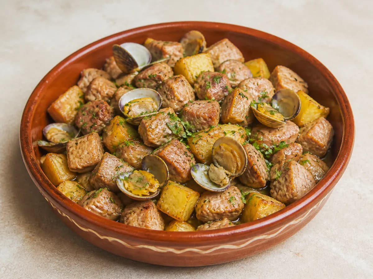 Carne de Porco à Alentejana com Batatas