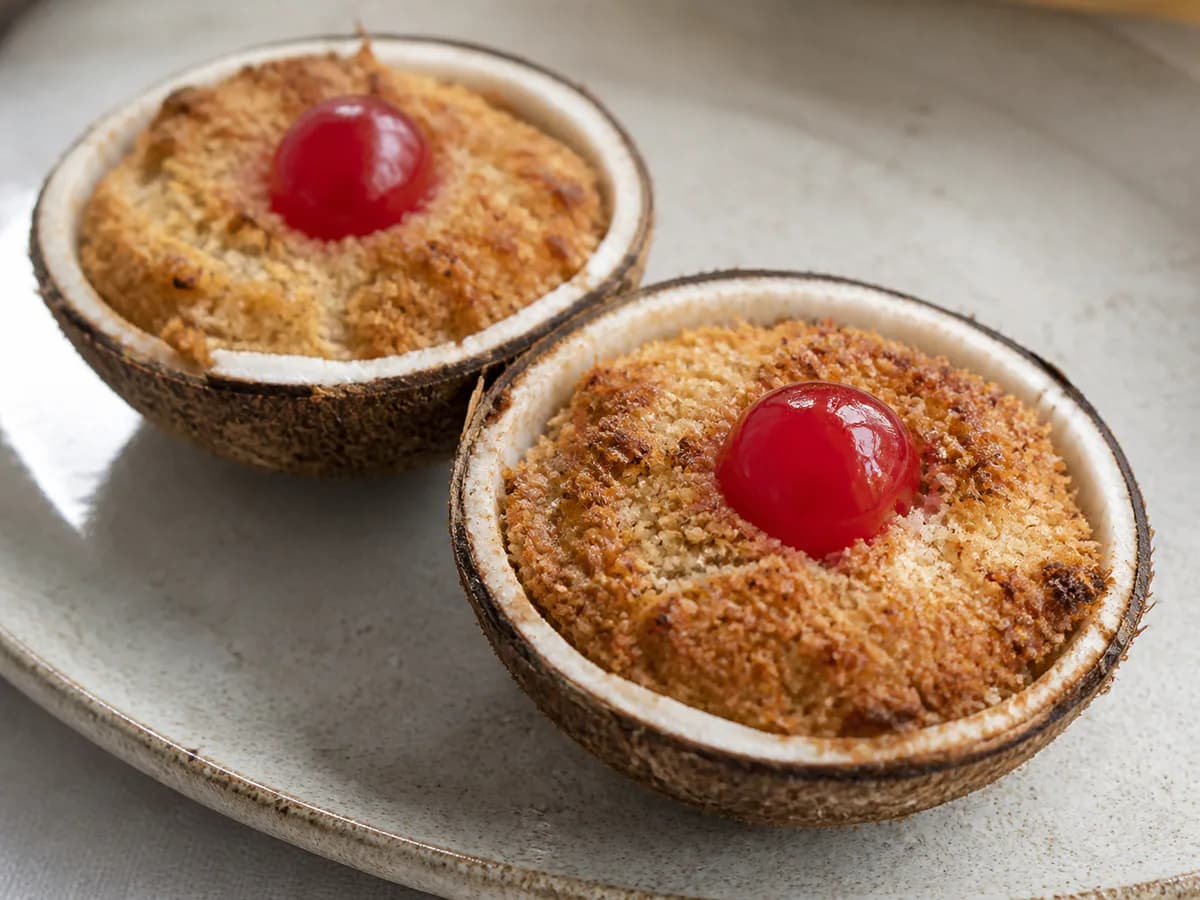 Pormenor de uma porção de Coquinhos com Cereja