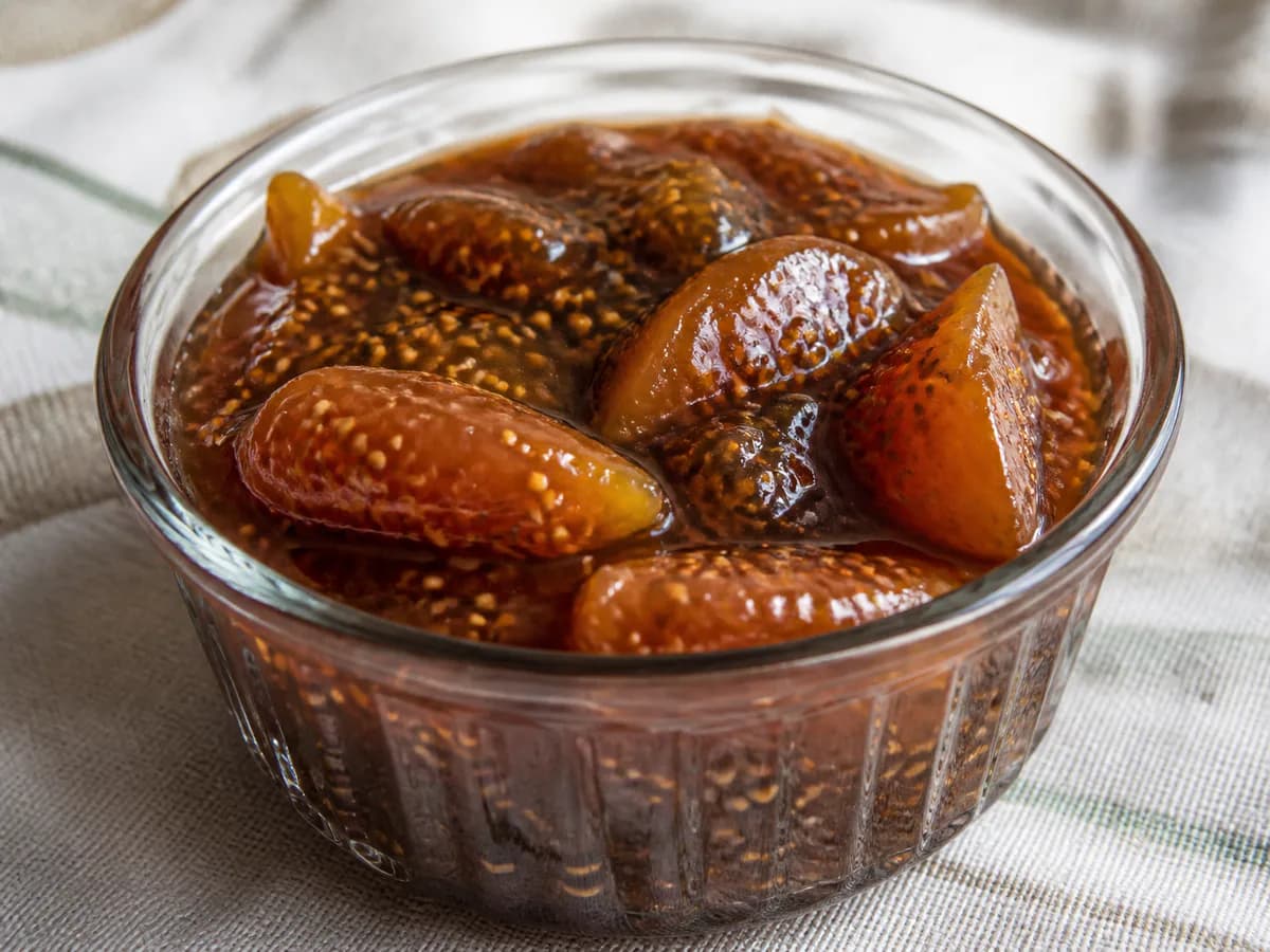 Pormenor de uma porção de Doce de Figos e Canela