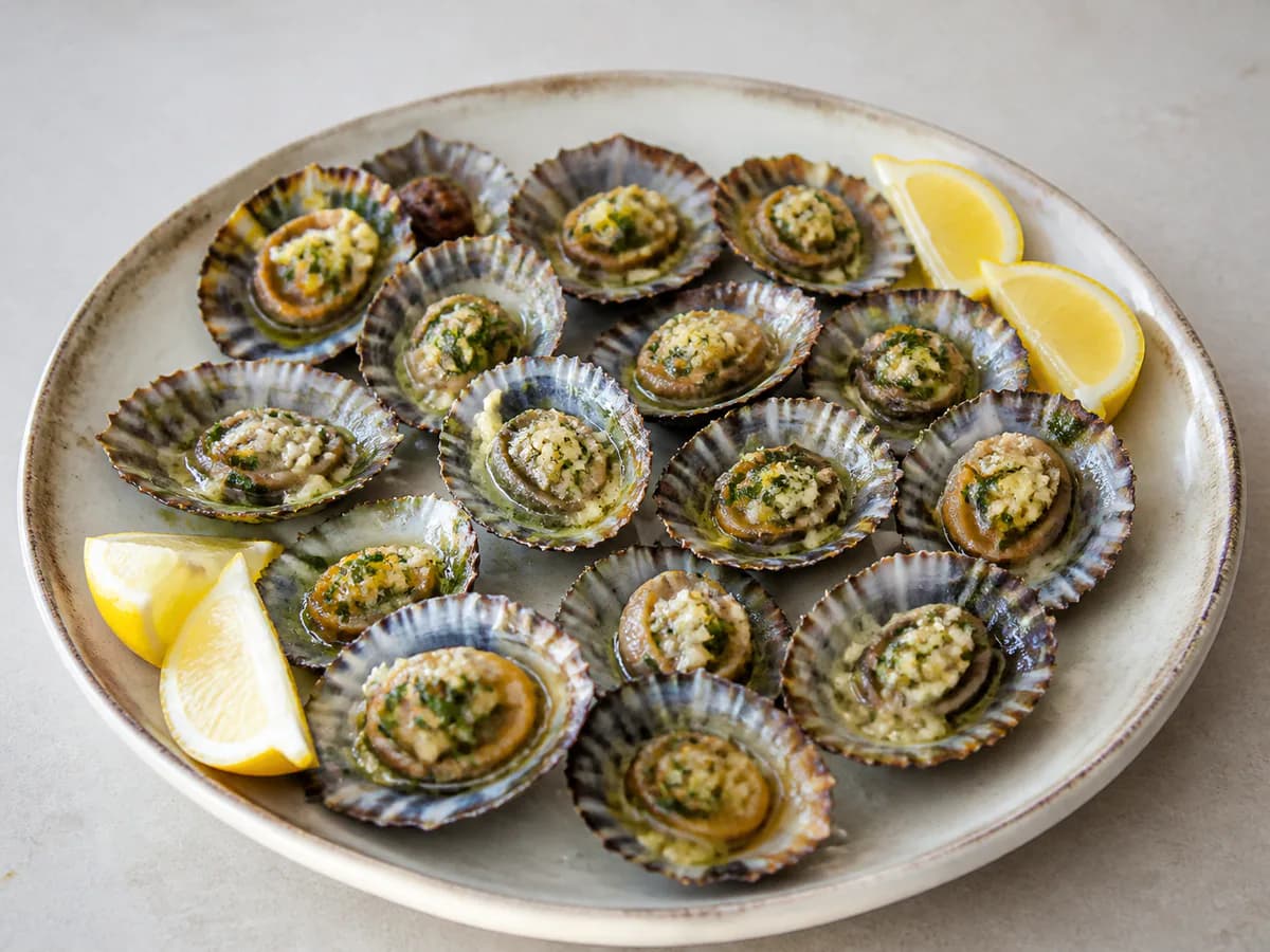 Lapas Grelhadas à Moda dos Açores