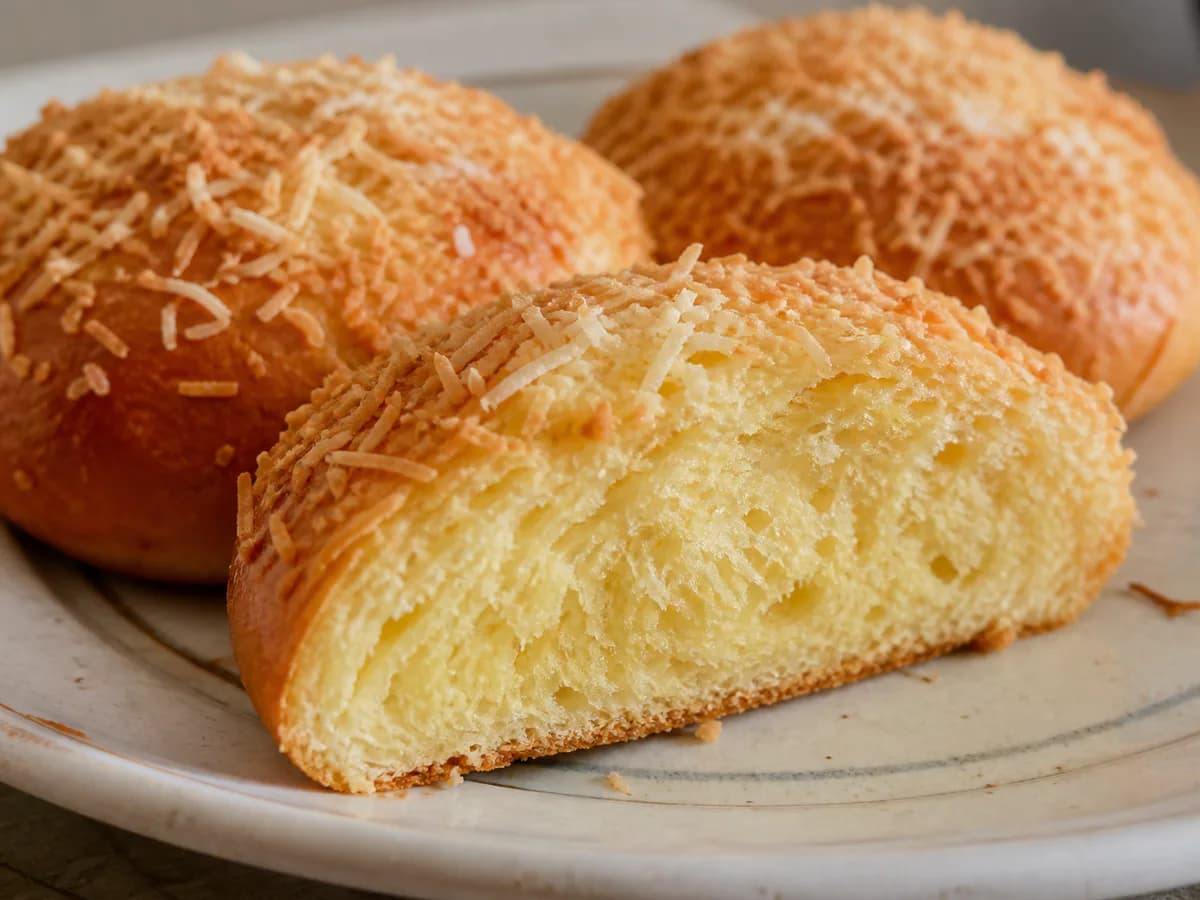 Pormenor de uma porção de Pão de Deus