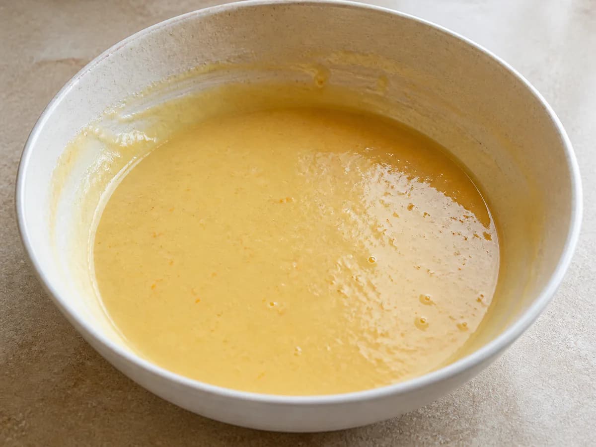 Preparação de Queijadas de Laranja durante a confeção