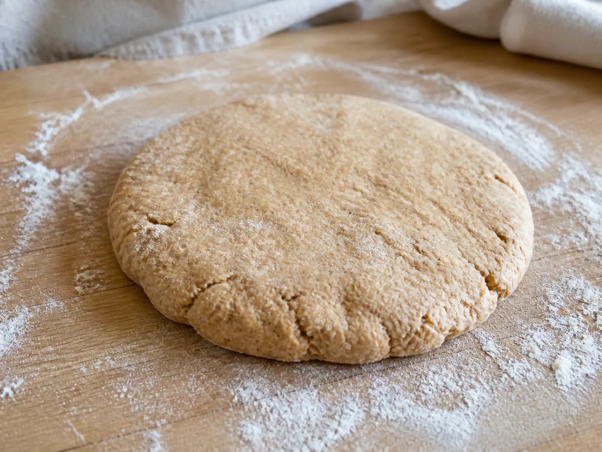 Preparação de Scones Integrais Bimby durante a confeção