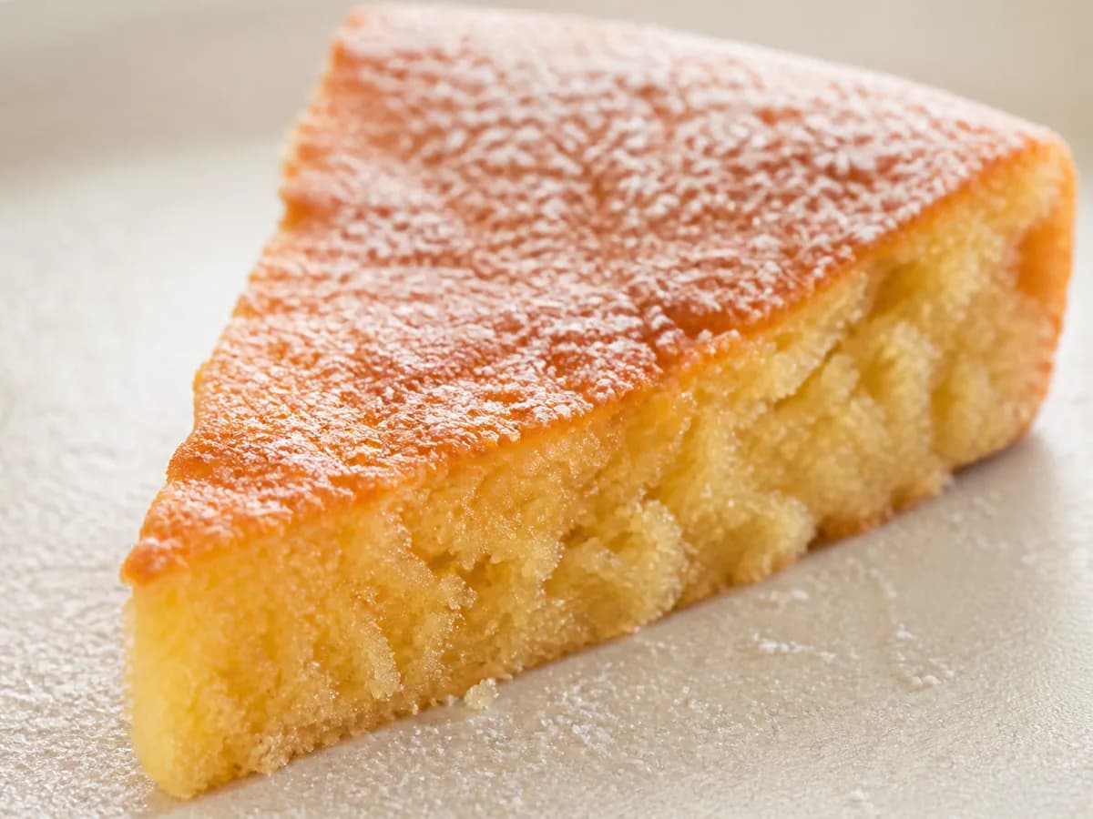 Pormenor de uma porção de Torta Rápida de Natal com 3 Ingredientes