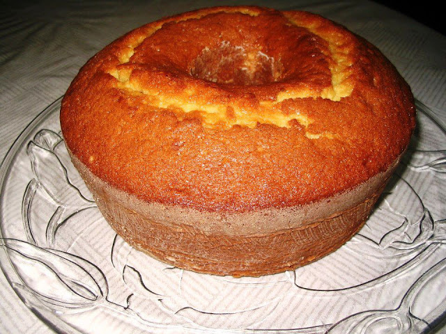 Bolo de Claras