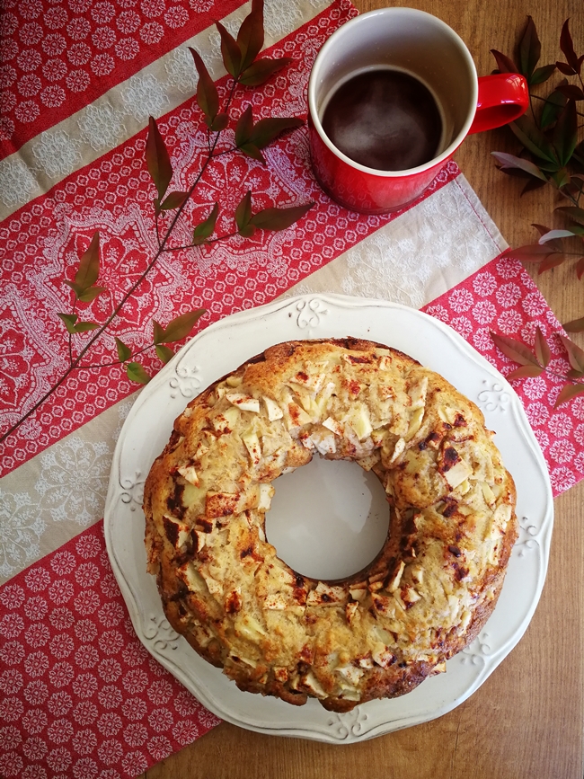 Bolo de Maçãs, Mel e Especiarias